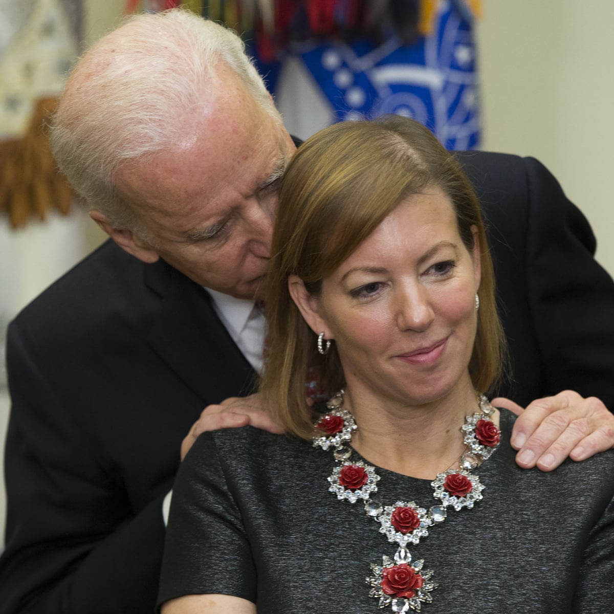 joe biden sniffs young girls, the daily lash